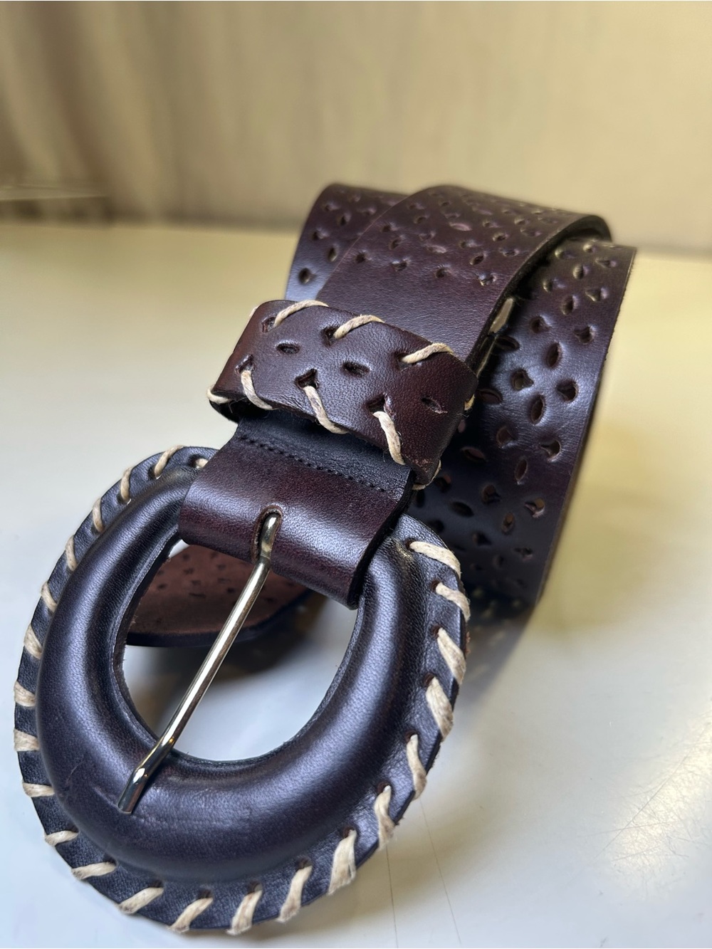 Brown Perforated Leather Belt Wrapped Buckle Whipstitch Detail One Size/L - Picture 4 of 12